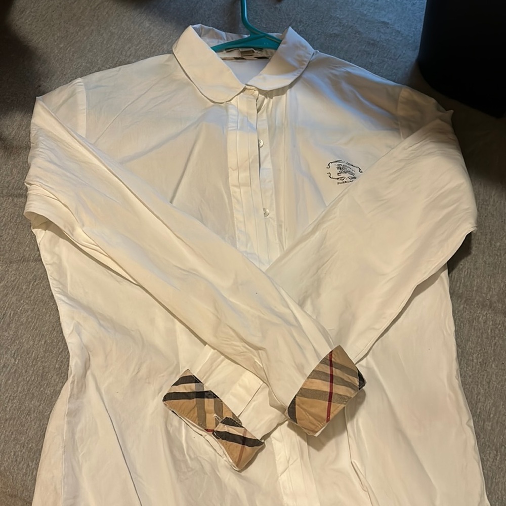Girls Burberry blouse